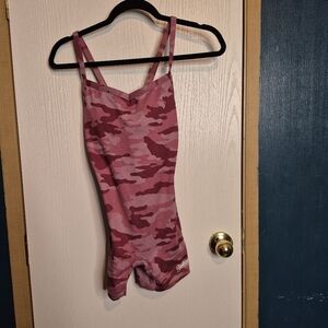 543 🦃🎄Bombshell Camo Print Women's Bodysuit